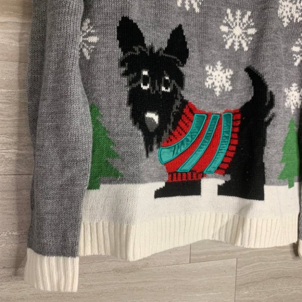 Women’s Carolyn Taylor Dog Christmas Sweater - Picture 3 of 7